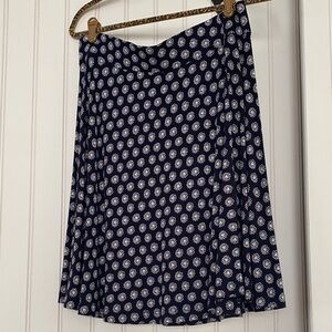 Loft Navy Blue and White Patterned Women's Skirt Large